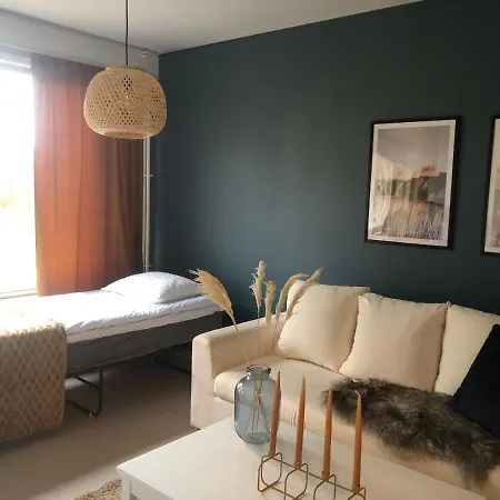 Rivitalon Paeaetyasunto Omalla Saunalla 6 Apartment Ylivieska